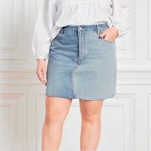 Old Navy Higher High-Rise Denim Mini Skirt Light Wash Frayed Hem Button Fly 12